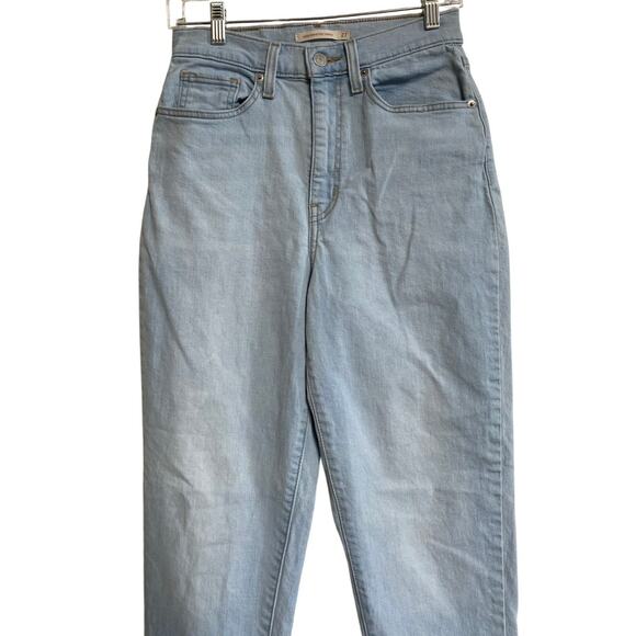 Levi's 724 High Waisted Taper Super Light Wash Jeans 27 X 28- Excellent - Picture 9 of 15